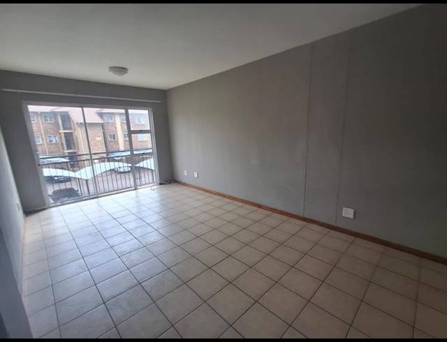 2 BEDROOM APARTMENT FOR SALE IN THE ORCHARDS